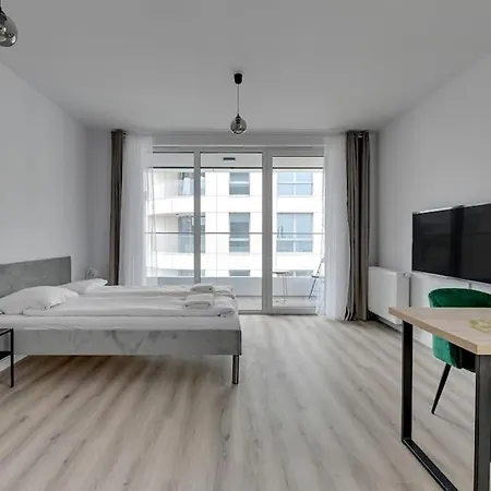 Studio Sw Piotra W Gdyni By Grand Apartments Gdynia Exterior photo