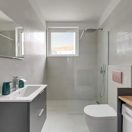 Studio Sw Piotra W Gdyni By Grand Apartments Gdynia Exterior photo